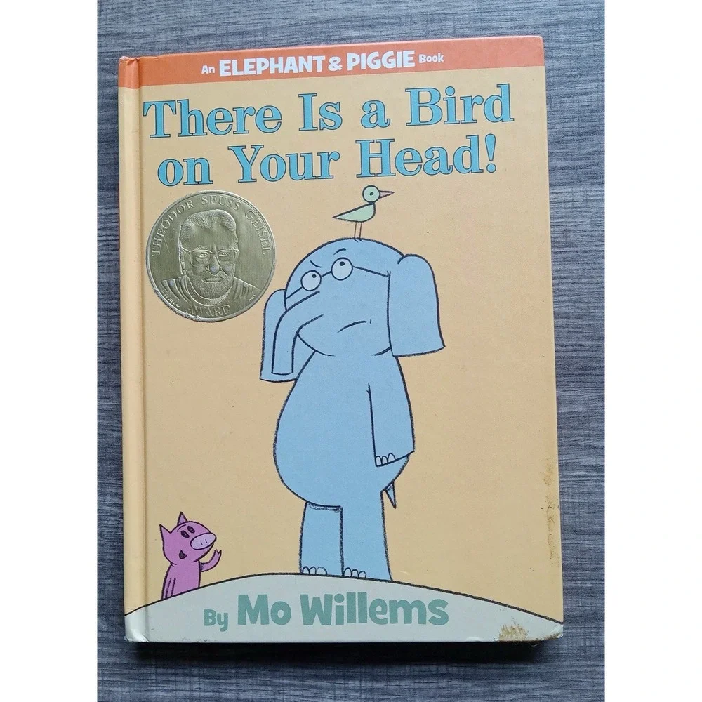 There Is a Bird On Your‎ Head! [An Elephant and Piggie Book] Vintage